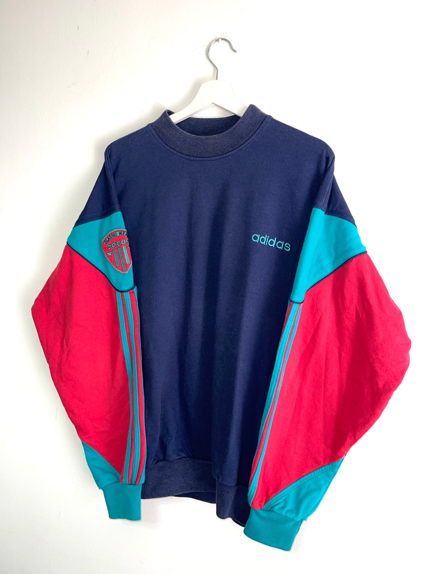 ADIDAS VINTAGE CREWNECK SWEATSHIRT