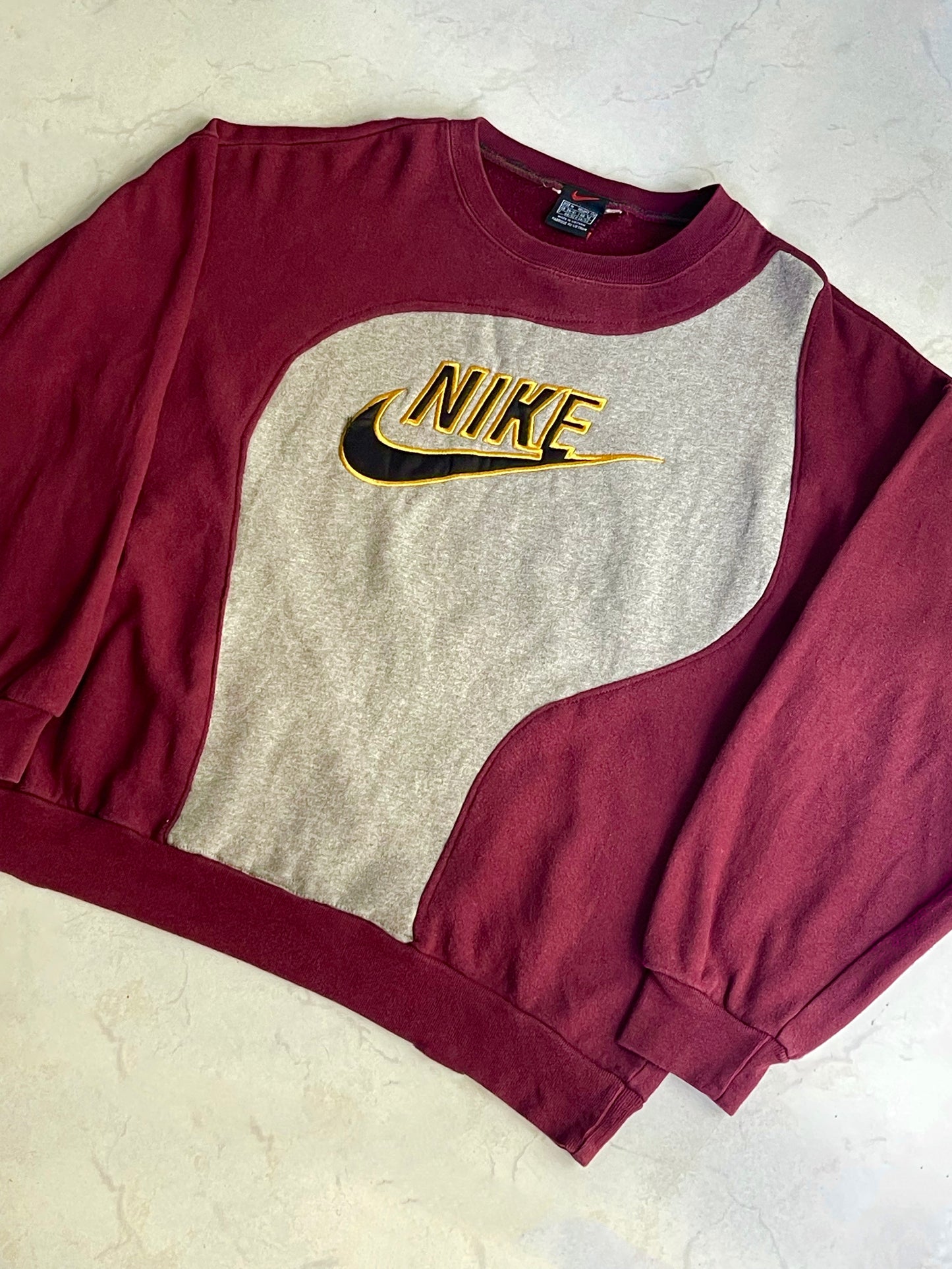 NIKE RETRO REWORKED SWEATSHIRT