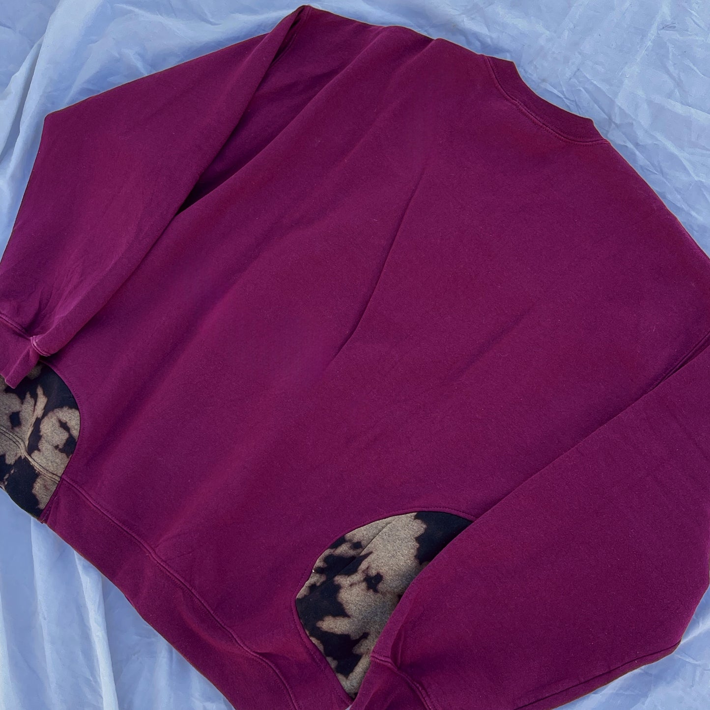 NIKE REWORKED VINTAGE BURGUNDY-TIE DYE EFFECT CREWNECK SWEATSHIRT