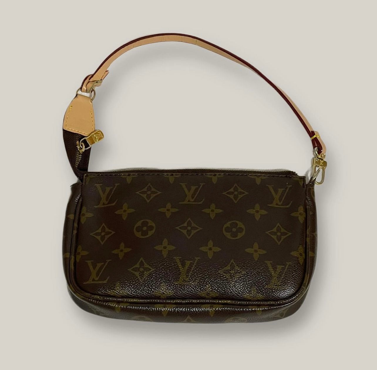 VINTAGE LOUIS VUITTON MONOGRAM POCHETTE MINI BAG