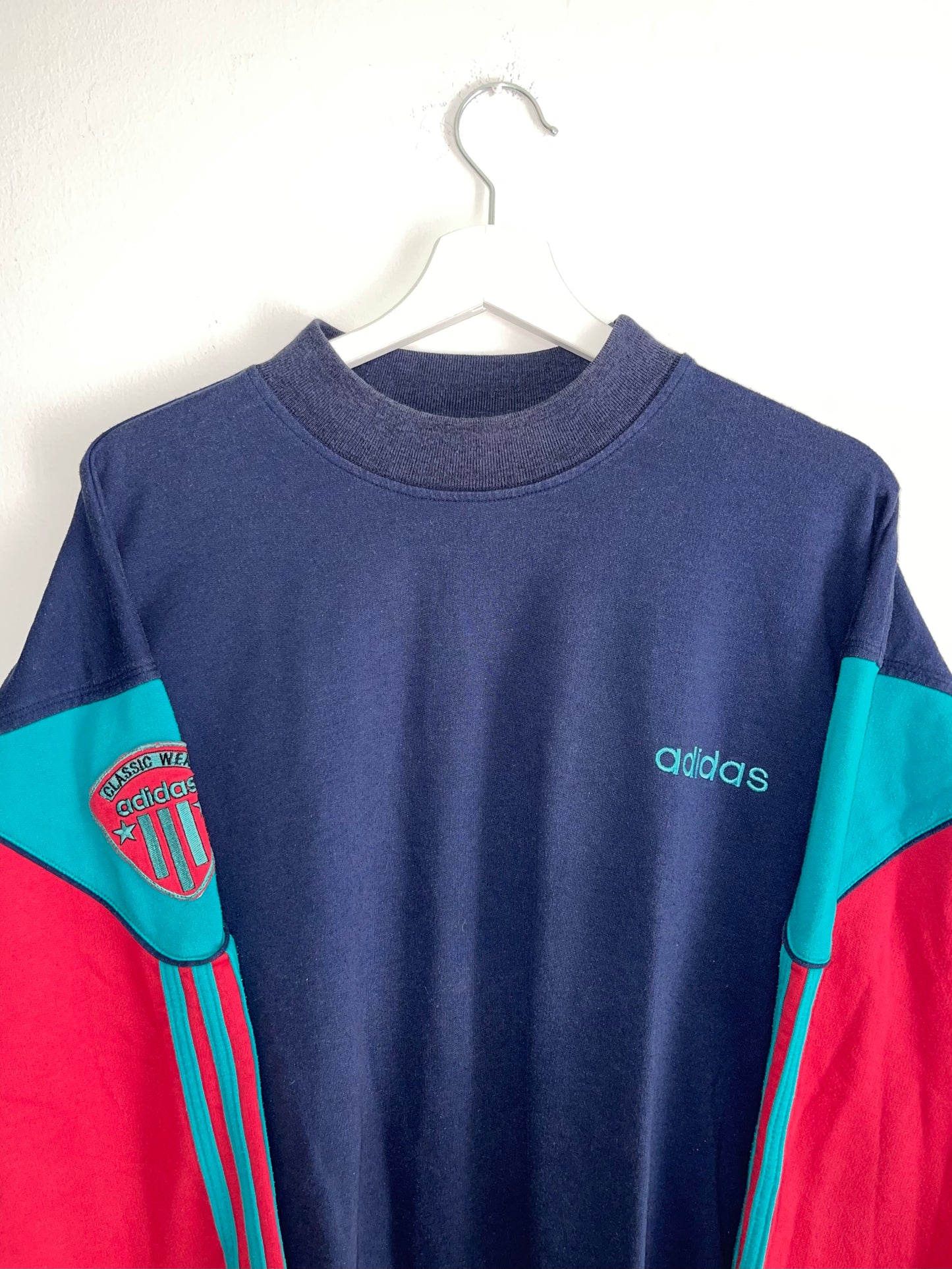 ADIDAS VINTAGE CREWNECK SWEATSHIRT