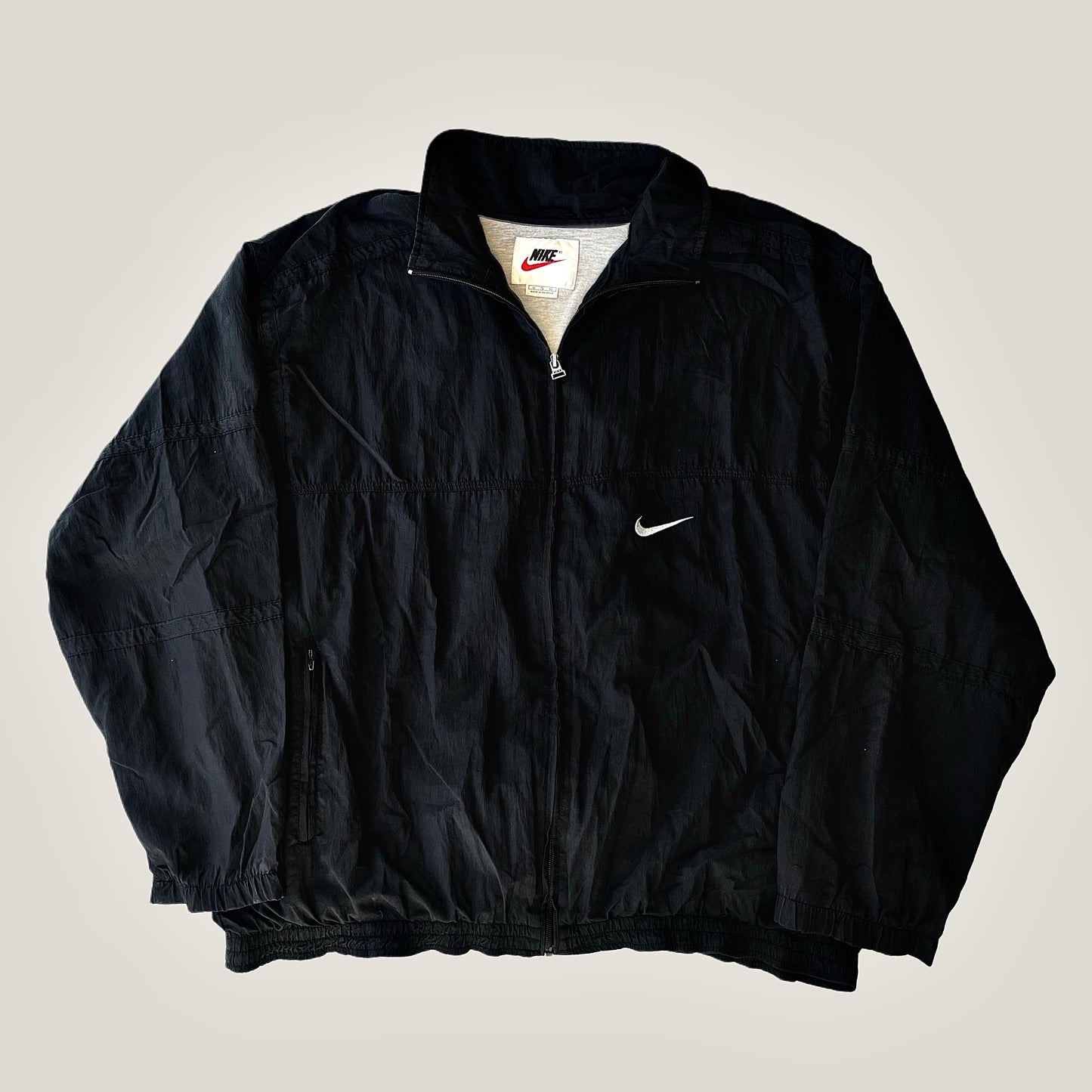 NIKE VINTAGE 90s BLACK WINDBRAKER