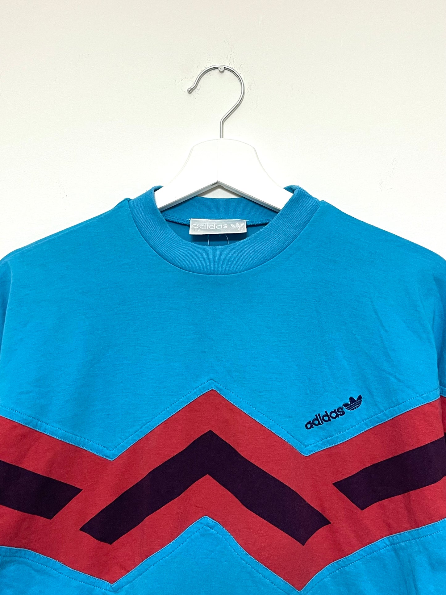 ADIDAS 90s ZIG ZAG RETRO T-SHIRT