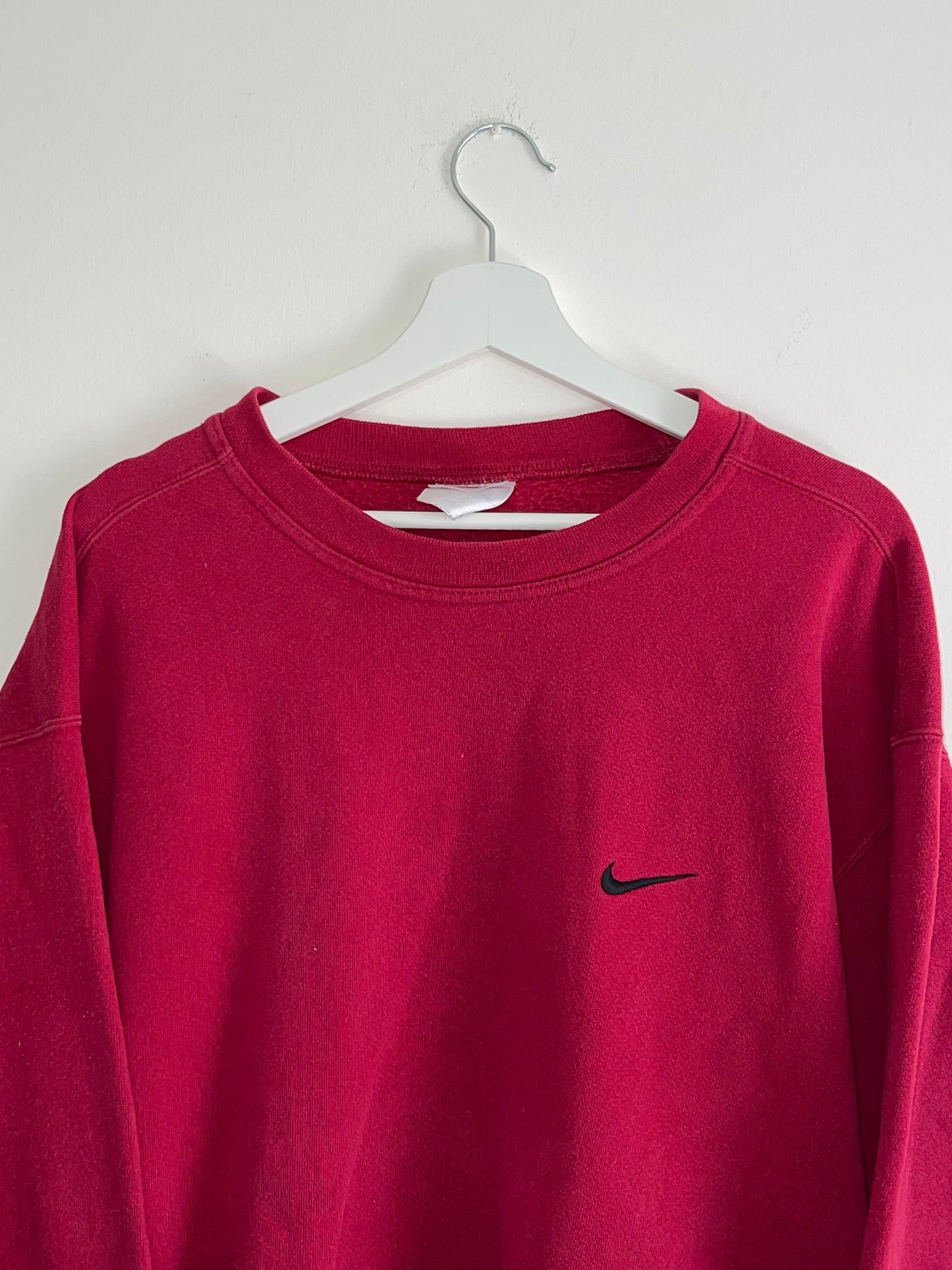 NIKE 90s BURGUNDY RED MINI SWOOSH CREWNECK SWEATSHIRT