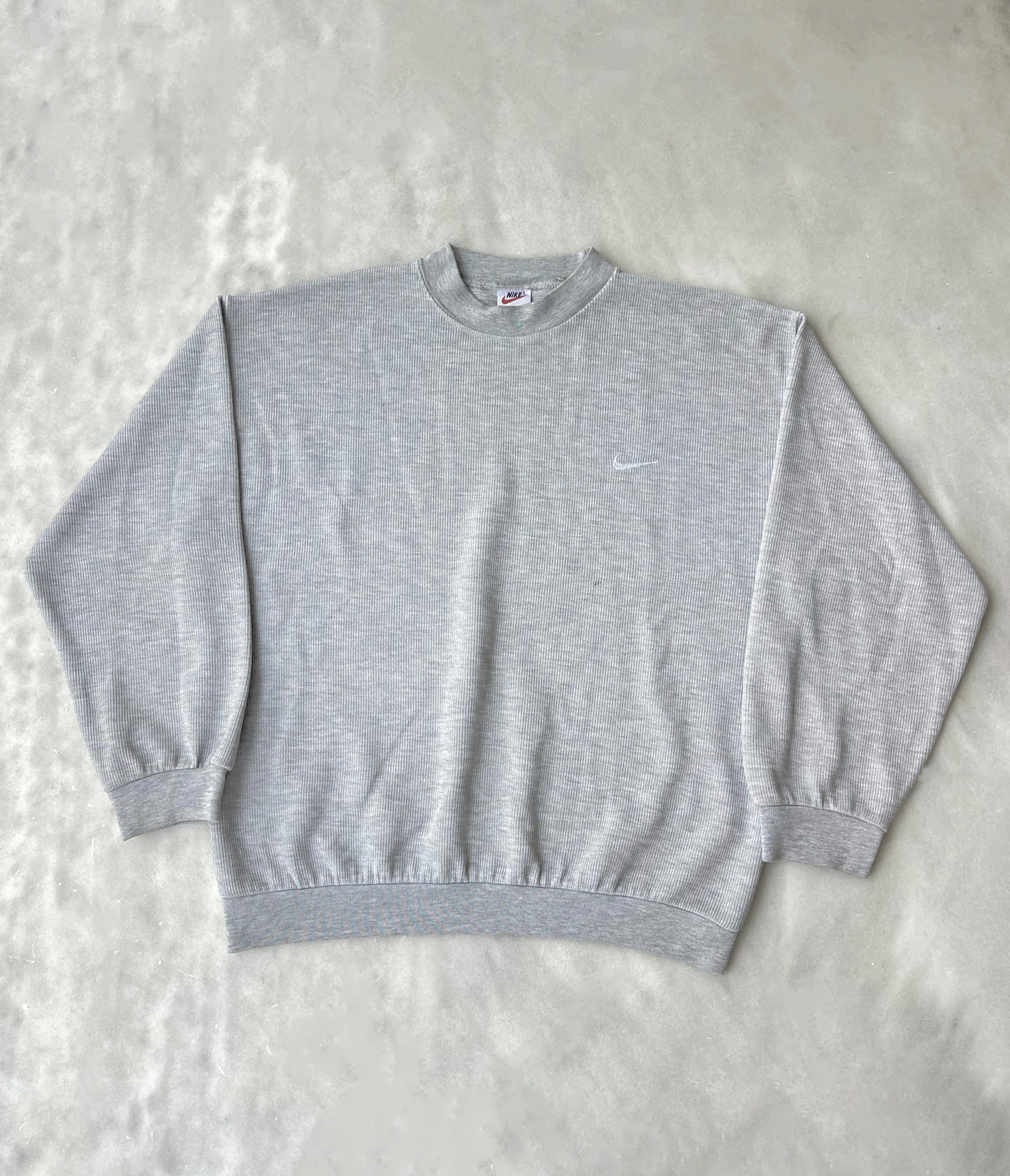 NIKE 1990s GREY RETRO CREWNECK SWEATER