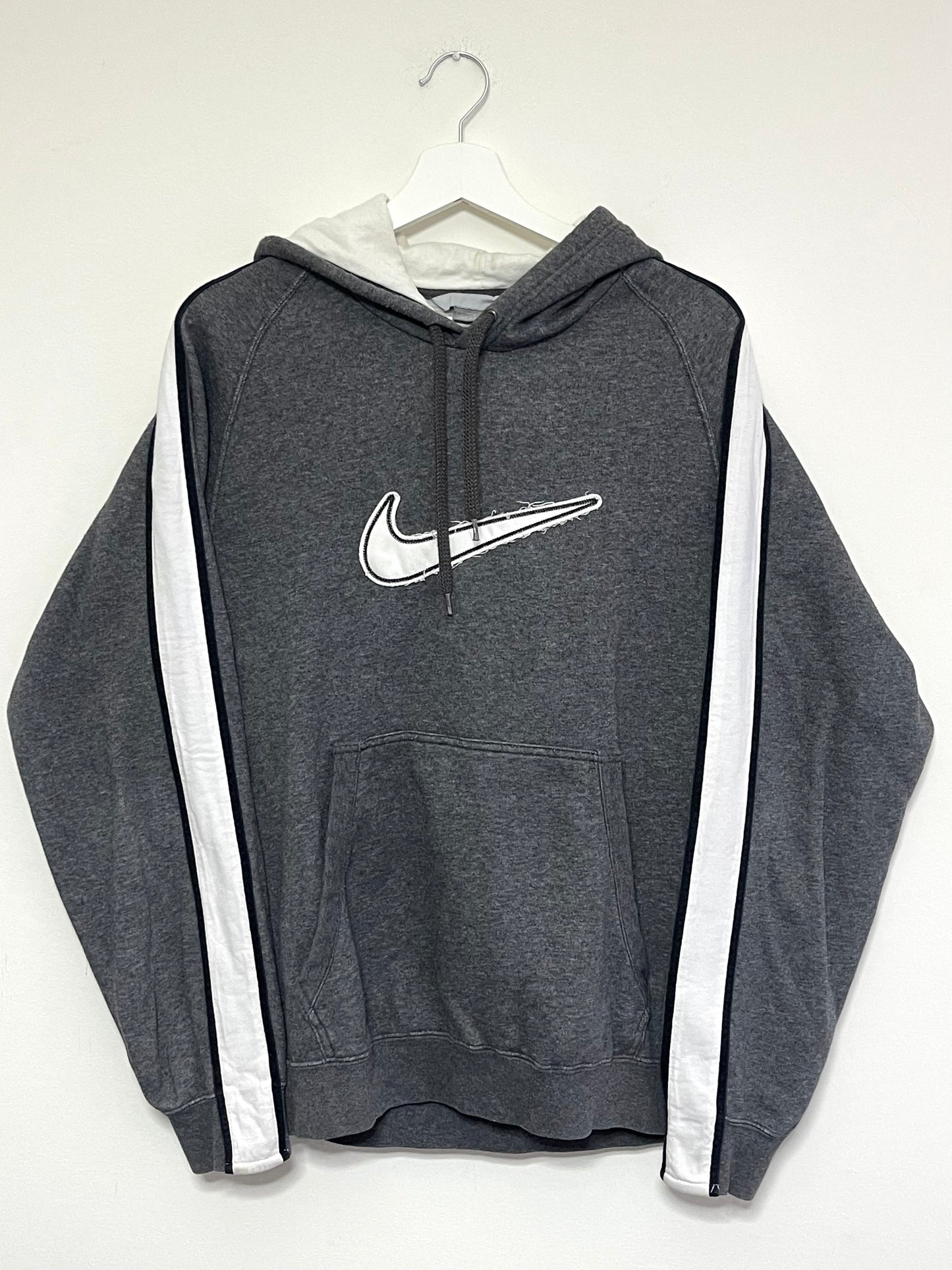 NIKE EARLY 00s VINTAGE GREY HOODIE