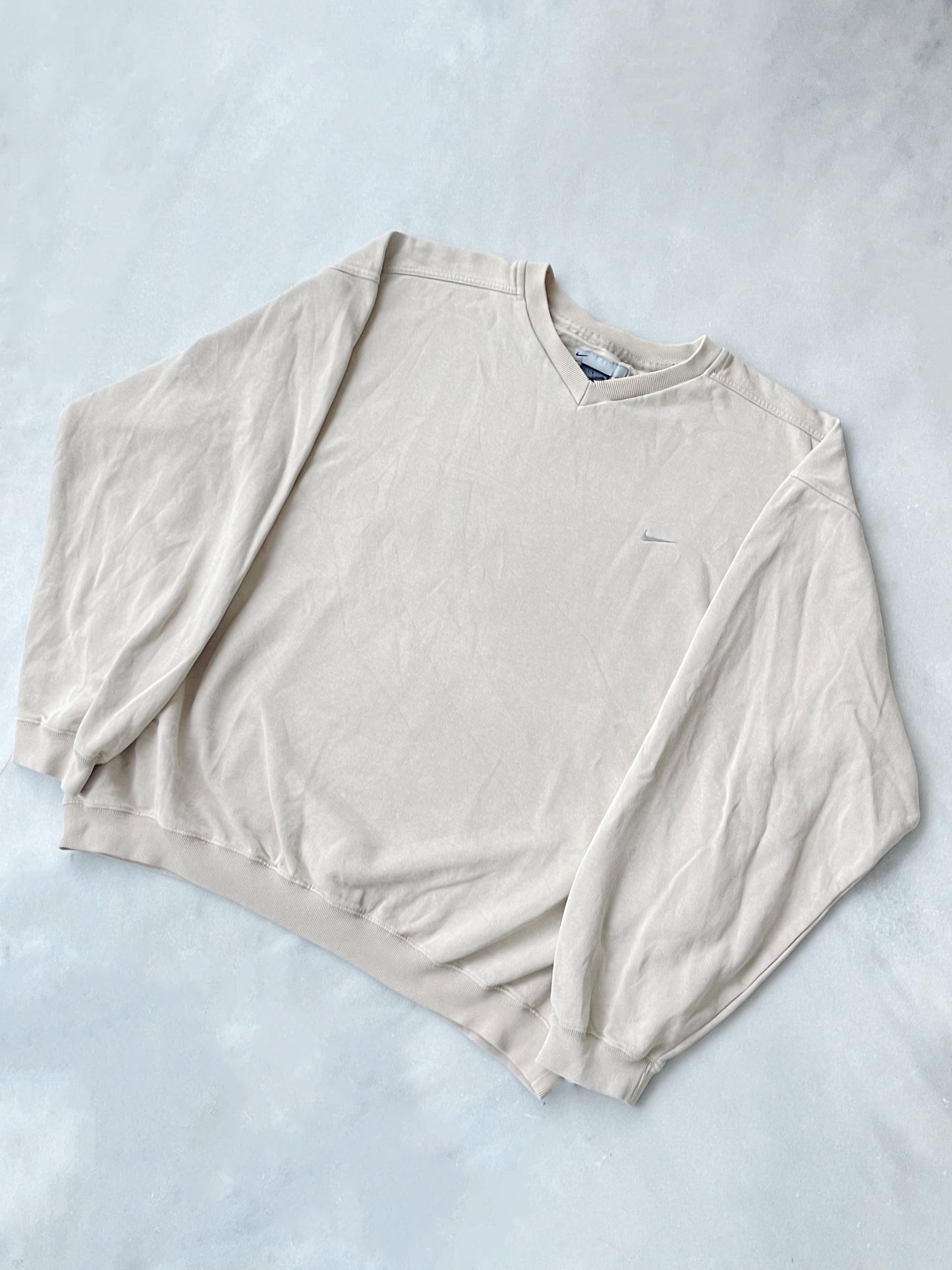 NIKE 2000s BEIGE CREWNECK SWEATSHIRT