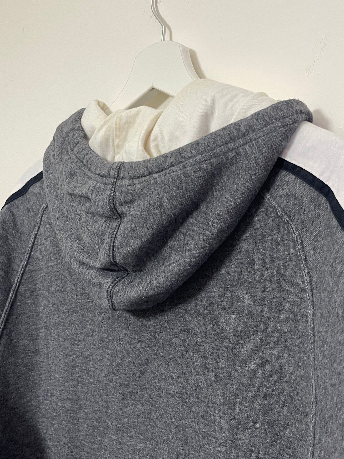 NIKE EARLY 00s VINTAGE GREY HOODIE