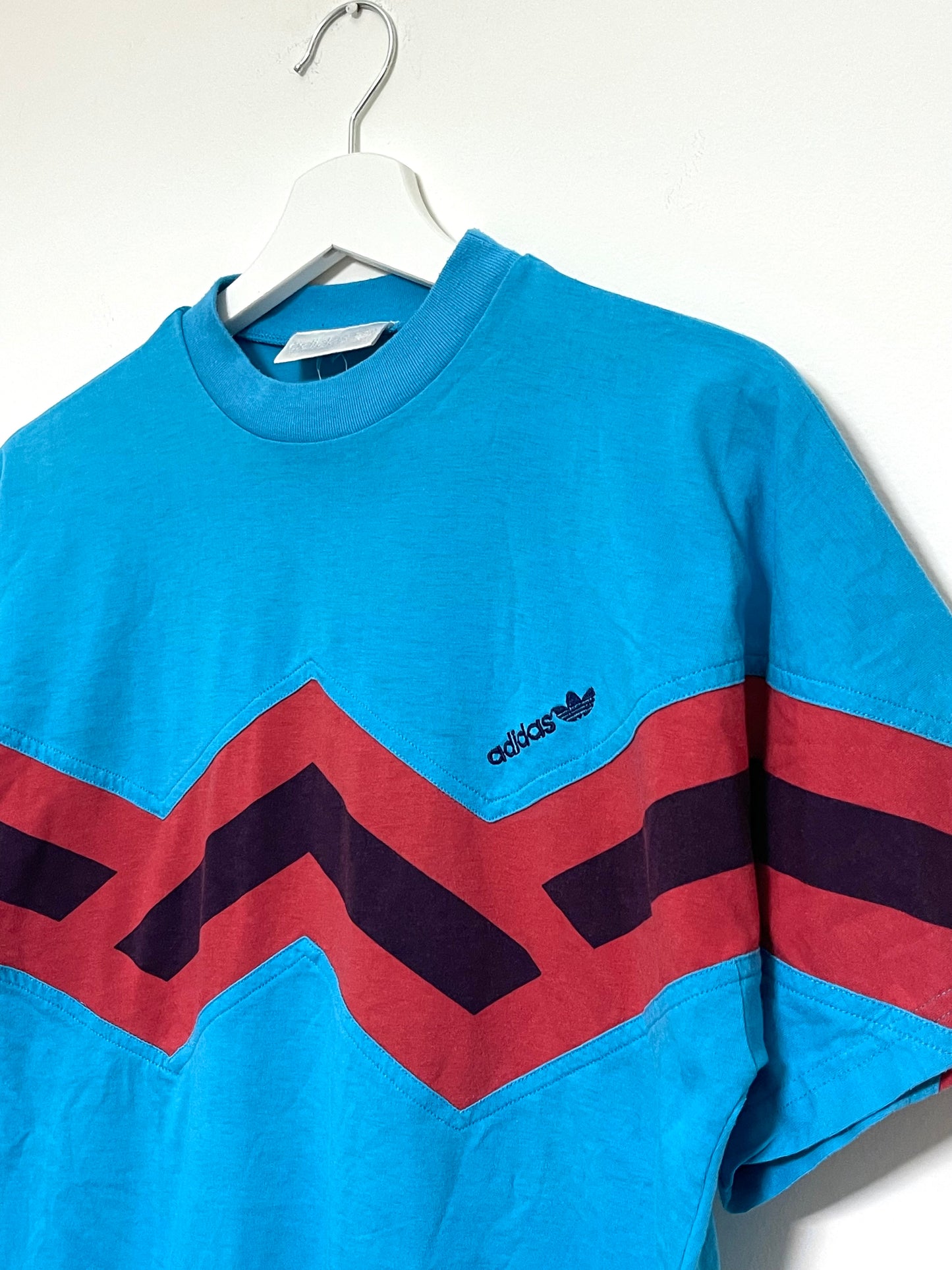 ADIDAS 90s ZIG ZAG RETRO T-SHIRT