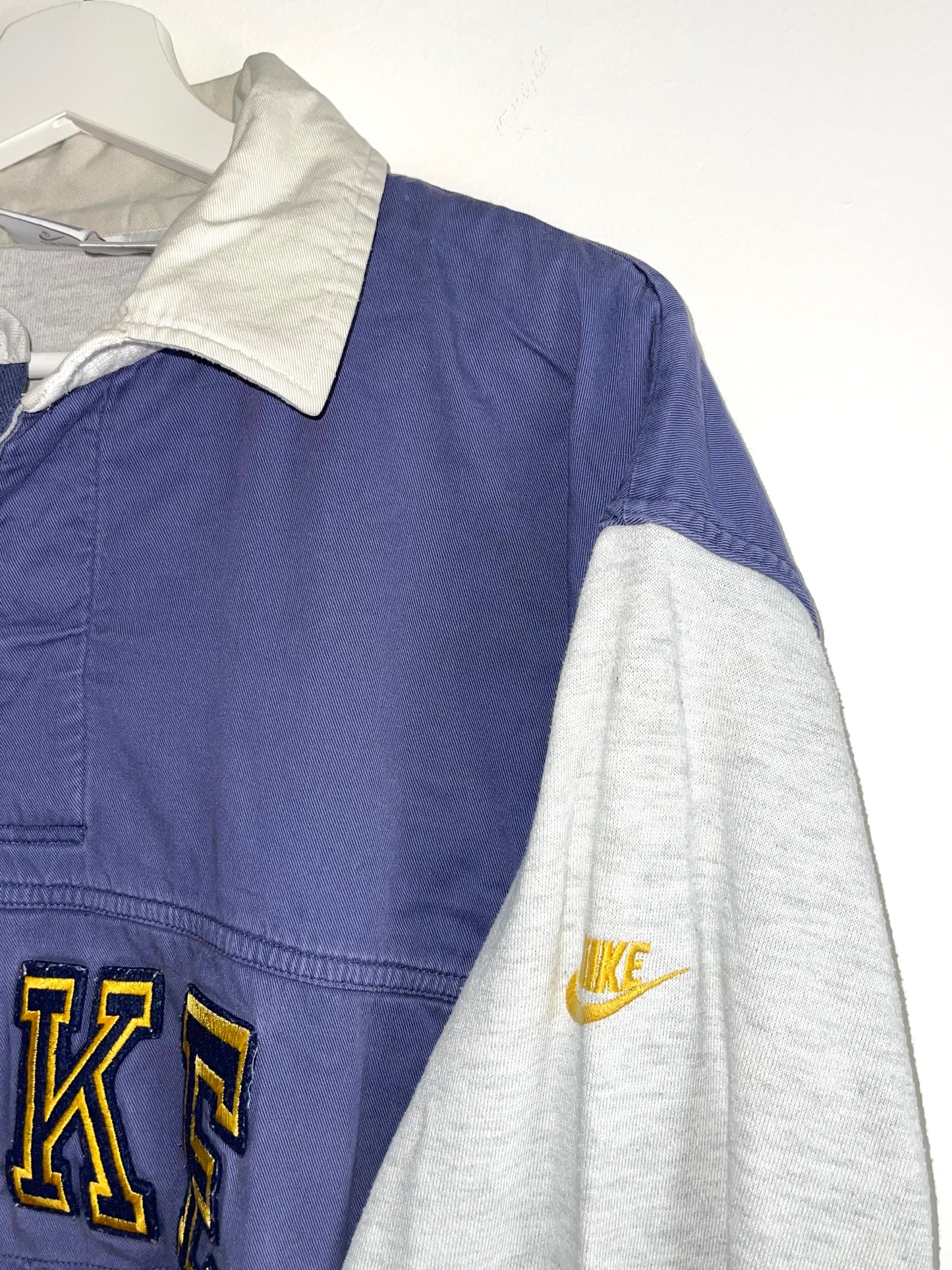 NIKE VINTAGE 90s COLLARED SWEATSHIRT