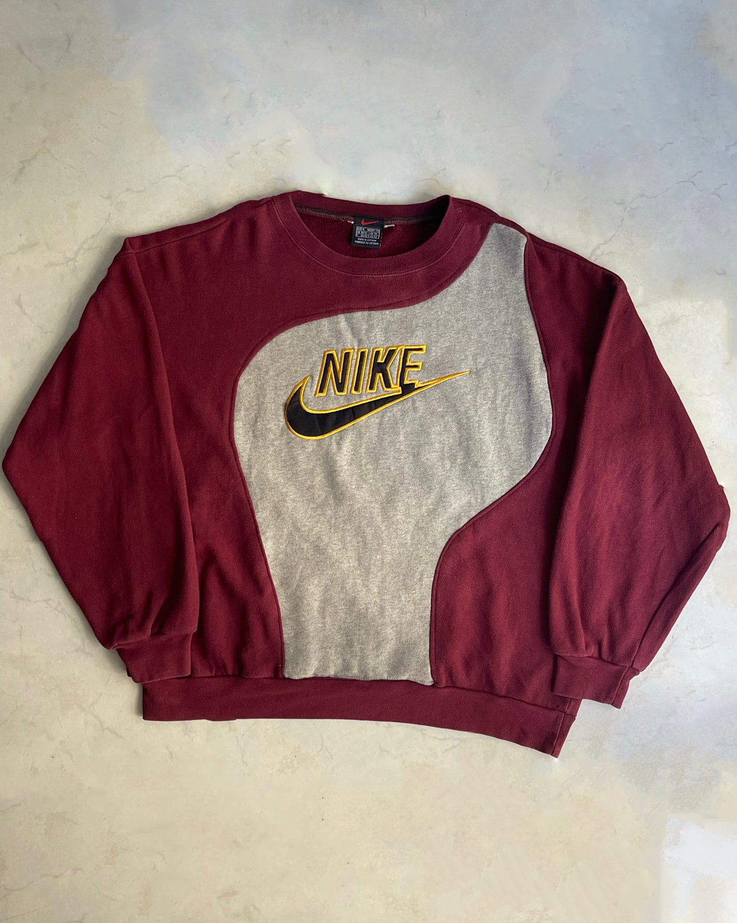 NIKE RETRO REWORKED SWEATSHIRT