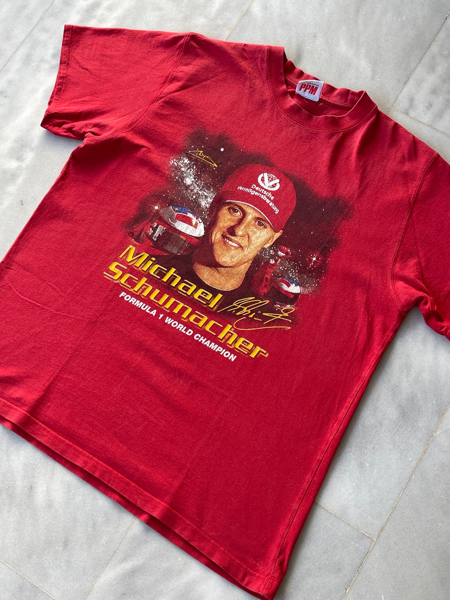 MICHAEL SCHUMACHER 2000 FORMULA 1 WORLD CHAMPION VINTAGE TEE